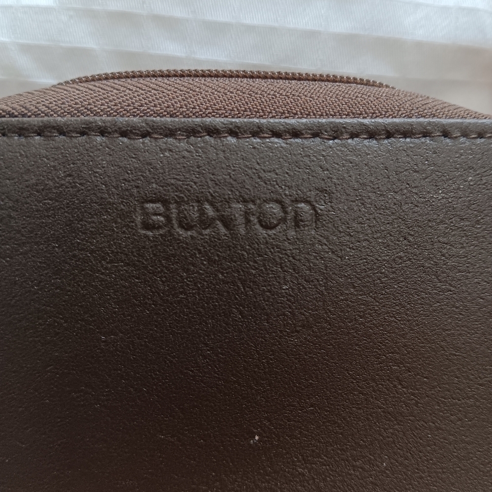 Buxton Wallet - Picture 5 of 5